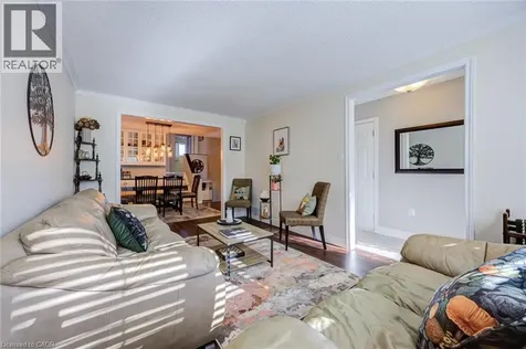 2348 Malcolm Crescent Burlington ON L7P 4H4