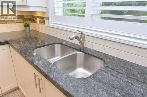 26 Kirkland Avenue Hamilton ON L8V 3V9