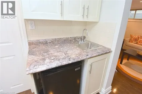 26 Kirkland Avenue Hamilton ON L8V 3V9