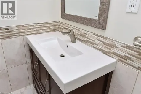 26 Kirkland Avenue Hamilton ON L8V 3V9