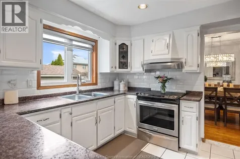 12314 Funaro Crescent Tecumseh ON N9K 1B2