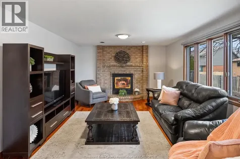 12314 Funaro Crescent Tecumseh ON N9K 1B2