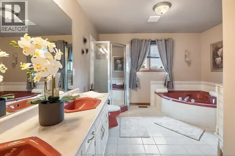 12314 Funaro Crescent Tecumseh ON N9K 1B2