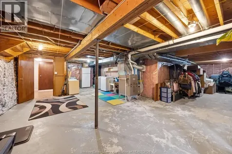 12314 Funaro Crescent Tecumseh ON N9K 1B2