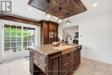 905 Royal Avenue Hawkesbury ON K6A 3J8
