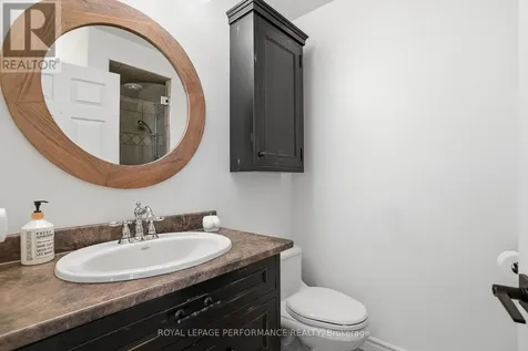 905 Royal Avenue Hawkesbury ON K6A 3J8