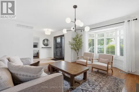 905 Royal Avenue Hawkesbury ON K6A 3J8