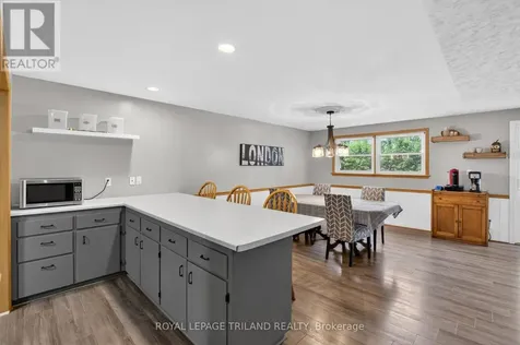 279 Forest Avenue St. Thomas ON N5R 2K5