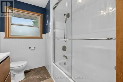 279 Forest Avenue St. Thomas ON N5R 2K5