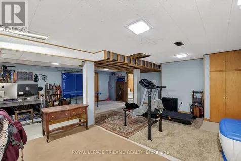 279 Forest Avenue St. Thomas ON N5R 2K5