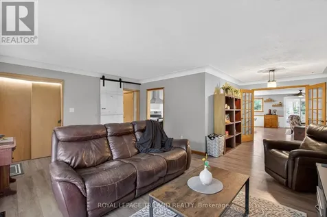 279 Forest Avenue St. Thomas ON N5R 2K5