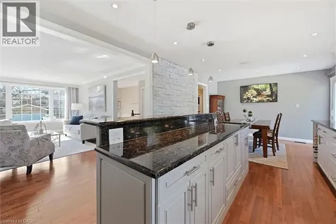 3299 Spruce Avenue Burlington ON L7N 1J5