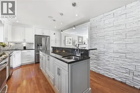 3299 Spruce Avenue Burlington ON L7N 1J5