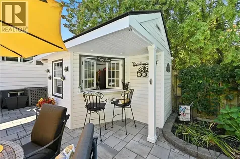 3299 Spruce Avenue Burlington ON L7N 1J5