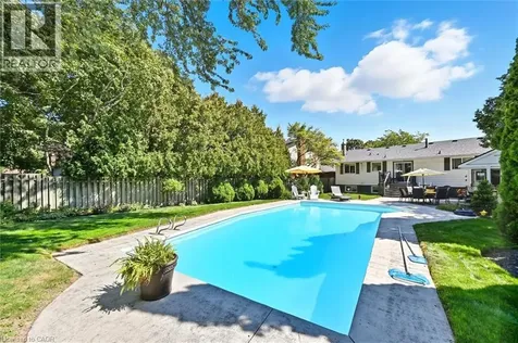 3299 Spruce Avenue Burlington ON L7N 1J5