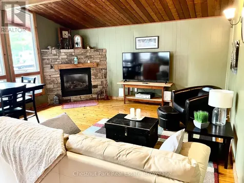 72 59th Street South Wasaga Beach ON L9Z 1V8