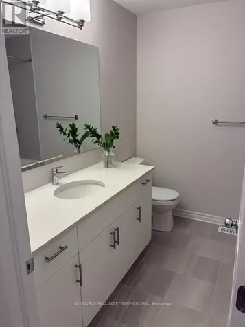 303 Kanashtage Terrace Ottawa ON K4A 5K1
