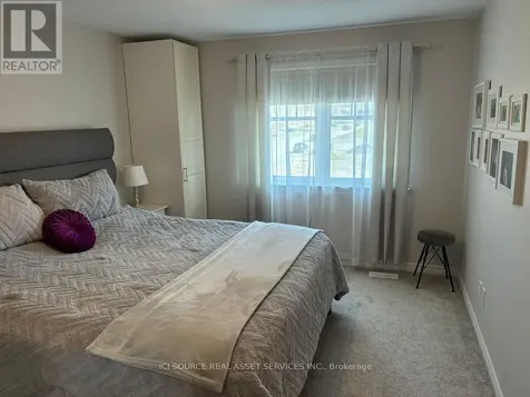 303 Kanashtage Terrace Ottawa ON K4A 5K1