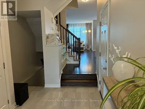 303 Kanashtage Terrace Ottawa ON K4A 5K1
