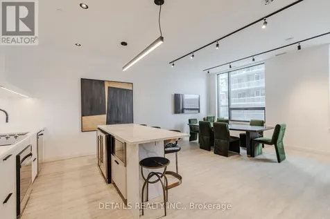 180 George Street Ottawa ON K1N 0G8