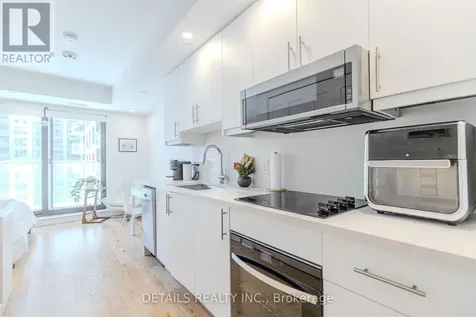 180 George Street Ottawa ON K1N 0G8