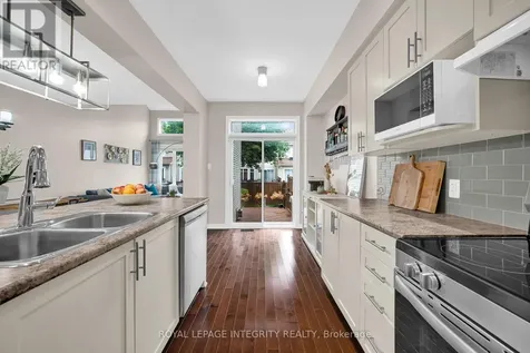 25 Madelon Drive Ottawa ON K2J 5C7