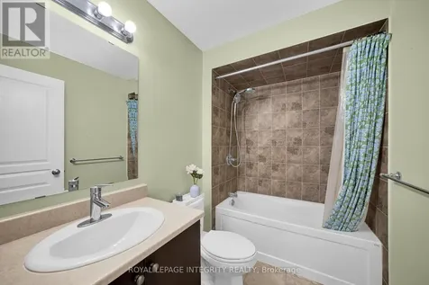 25 Madelon Drive Ottawa ON K2J 5C7