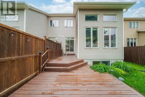 25 Madelon Drive Ottawa ON K2J 5C7