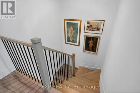 273 Duncairn Avenue Ottawa ON K1Z 7H1
