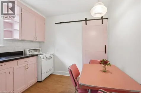 1642 King Street East Hamilton ON L8K 1T9