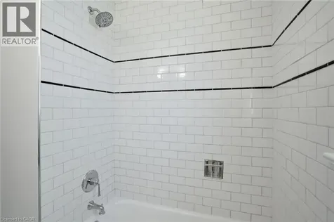 1642 King Street East Hamilton ON L8K 1T9