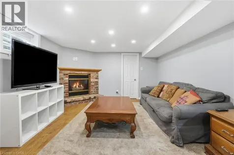 1642 King Street East Hamilton ON L8K 1T9