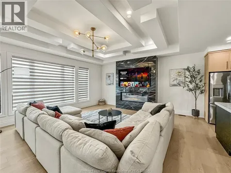 4538 Valerio Crescent Lasalle ON N9H 0N2