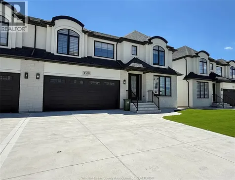4538 Valerio Crescent Lasalle ON N9H 0N2