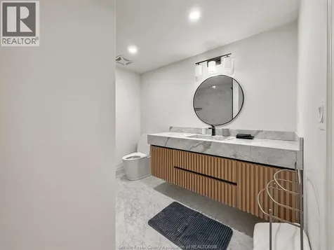4538 Valerio Crescent Lasalle ON N9H 0N2