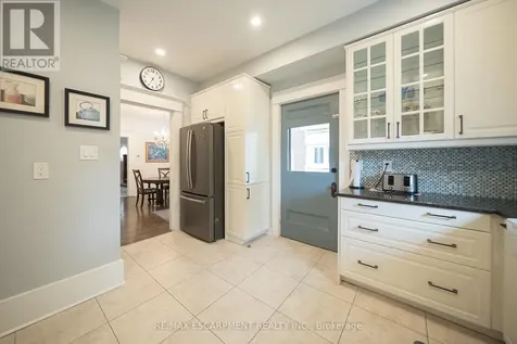 8 William Street Brantford ON N3T 3K1