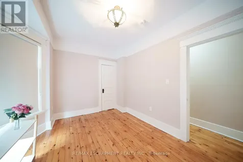 8 William Street Brantford ON N3T 3K1