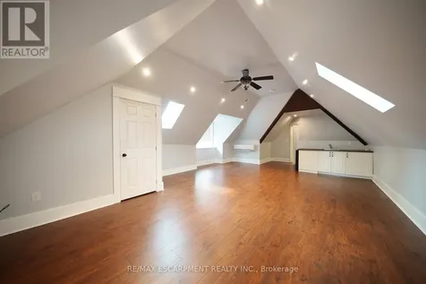 8 William Street Brantford ON N3T 3K1