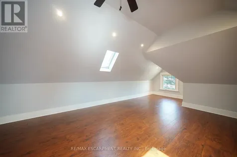8 William Street Brantford ON N3T 3K1