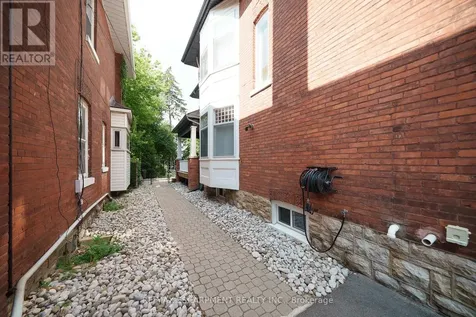8 William Street Brantford ON N3T 3K1