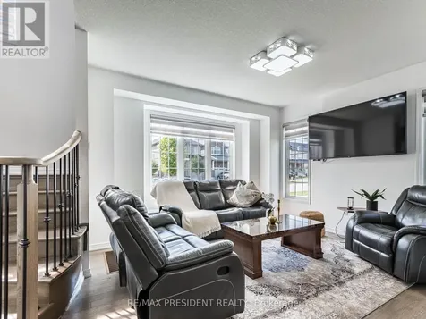 161 Munro Circle East Brantford ON N3T 0R3