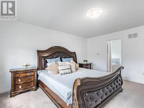 161 Munro Circle East Brantford ON N3T 0R3