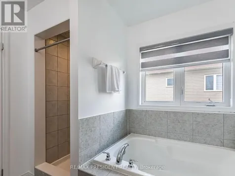 161 Munro Circle East Brantford ON N3T 0R3