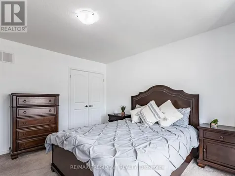 161 Munro Circle East Brantford ON N3T 0R3