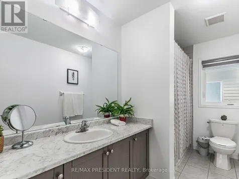 161 Munro Circle East Brantford ON N3T 0R3
