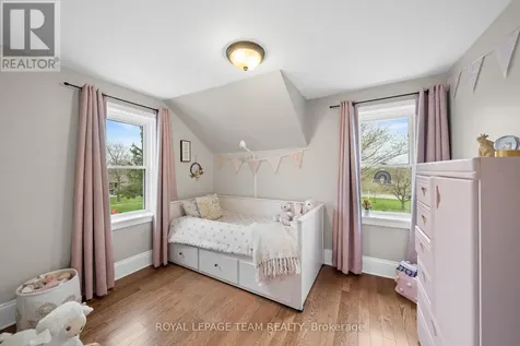 5349 Bowesville Road Ottawa ON K1X 1B8