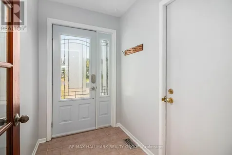 270 Mceachern Crescent Ottawa ON K1E 3K5