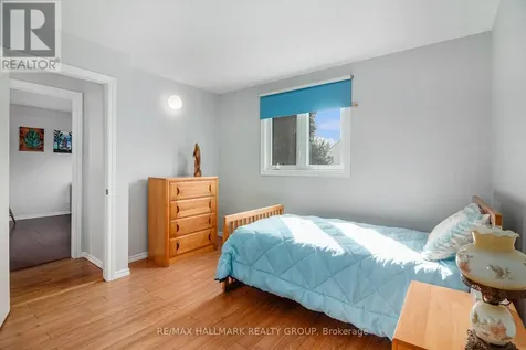 270 Mceachern Crescent Ottawa ON K1E 3K5