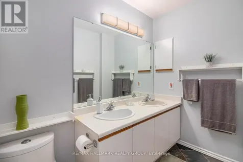 270 Mceachern Crescent Ottawa ON K1E 3K5