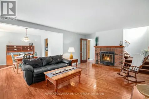 270 Mceachern Crescent Ottawa ON K1E 3K5